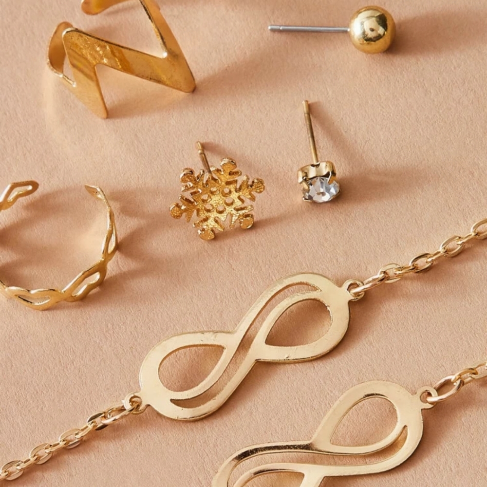 11pc Infinity & Rhinestone Decor Set